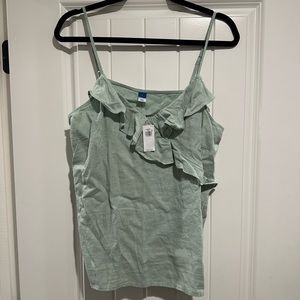 Old Navy ruffle tank top NWT